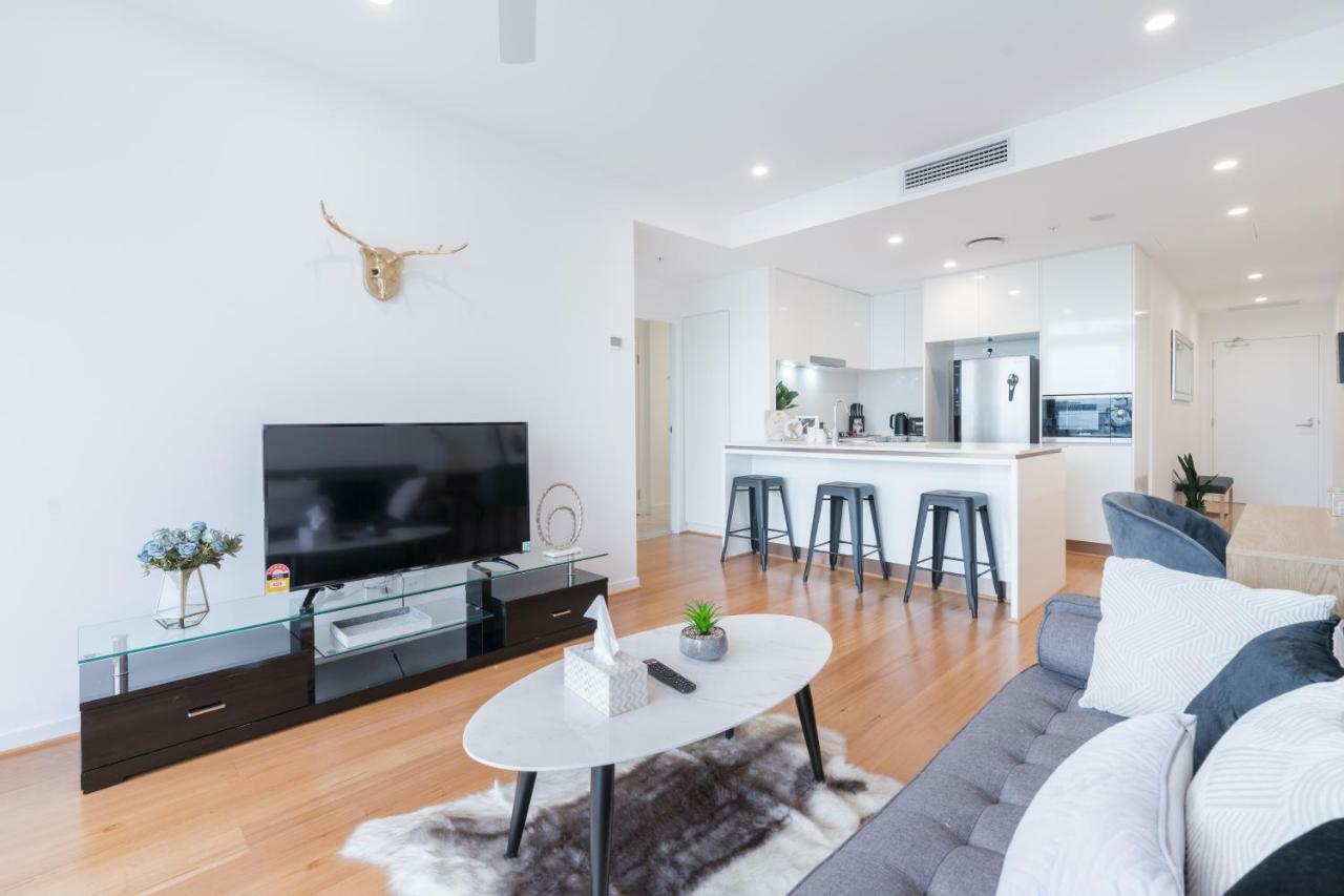 Newstead Apartment *